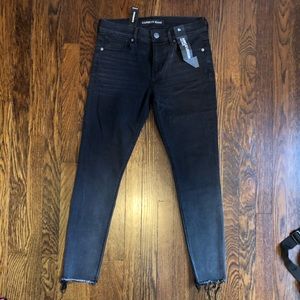 ExpressNWT6R Black Ombré Skinny Frayed Ankle Jeans